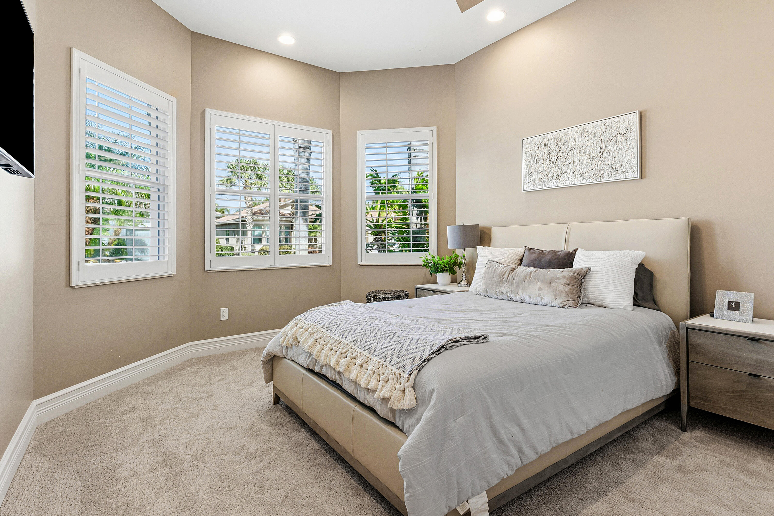 Valencia Bay - Residential