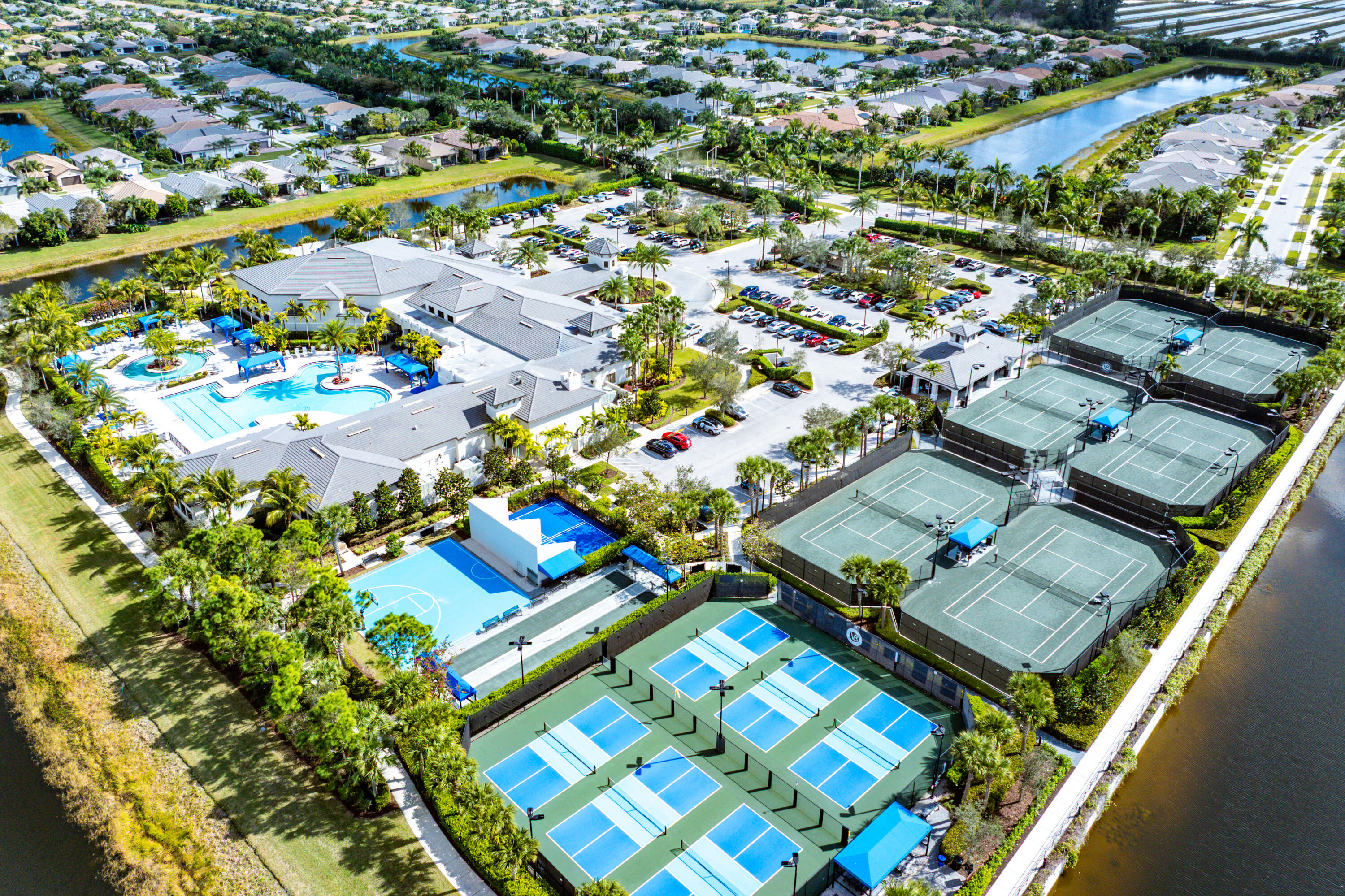 Valencia Bay - Residential