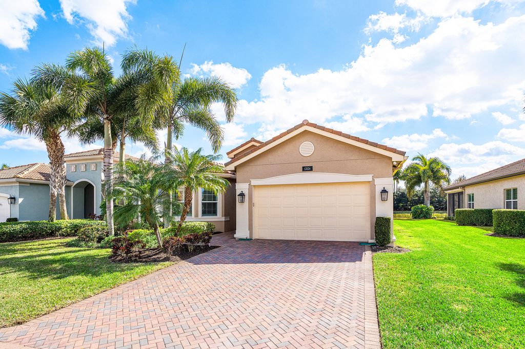 Photo of 12524 Bonnington Range Drive, Boynton Beach, FL 33473 (MLS # R11162859)