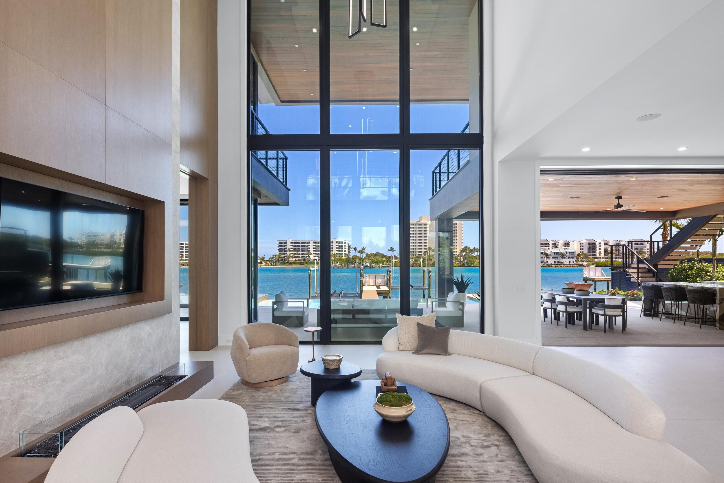 JUPITER HEIGHTS - Residential