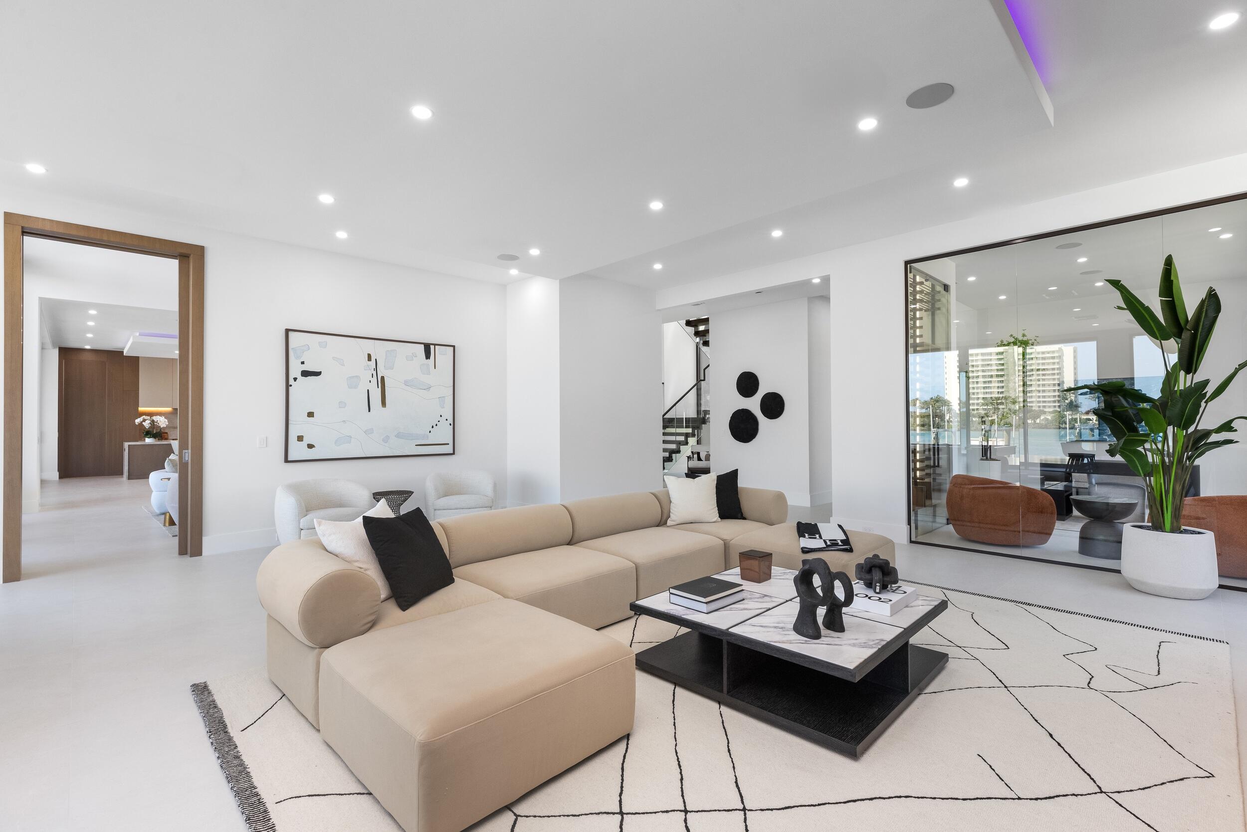 JUPITER HEIGHTS - Residential