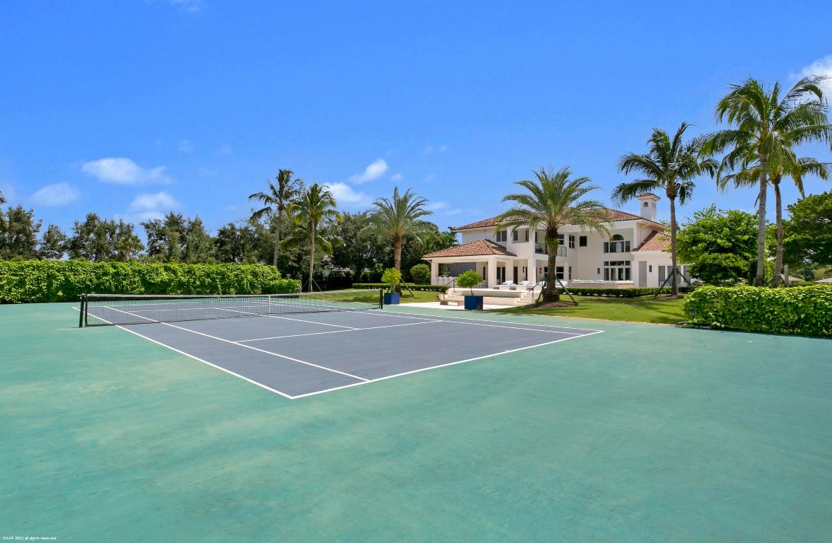 PADDOCK PARK 2 OF WELLINGTON - Residential