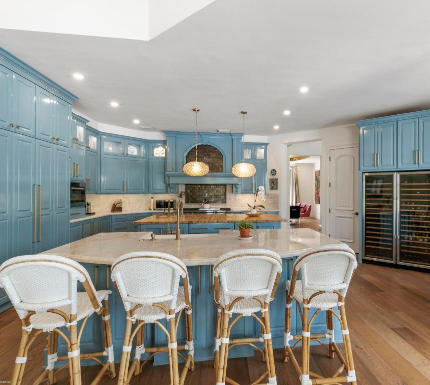 PADDOCK PARK 2 OF WELLINGTON - Residential