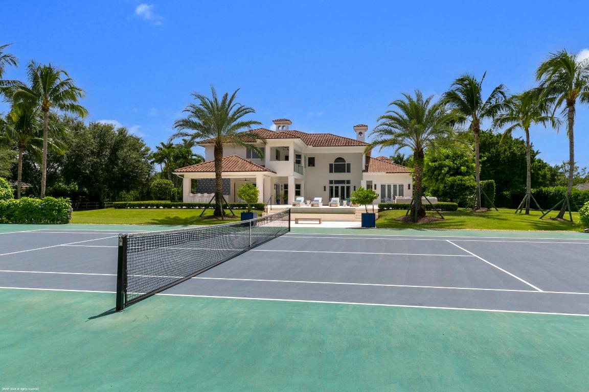 PADDOCK PARK 2 OF WELLINGTON - Residential