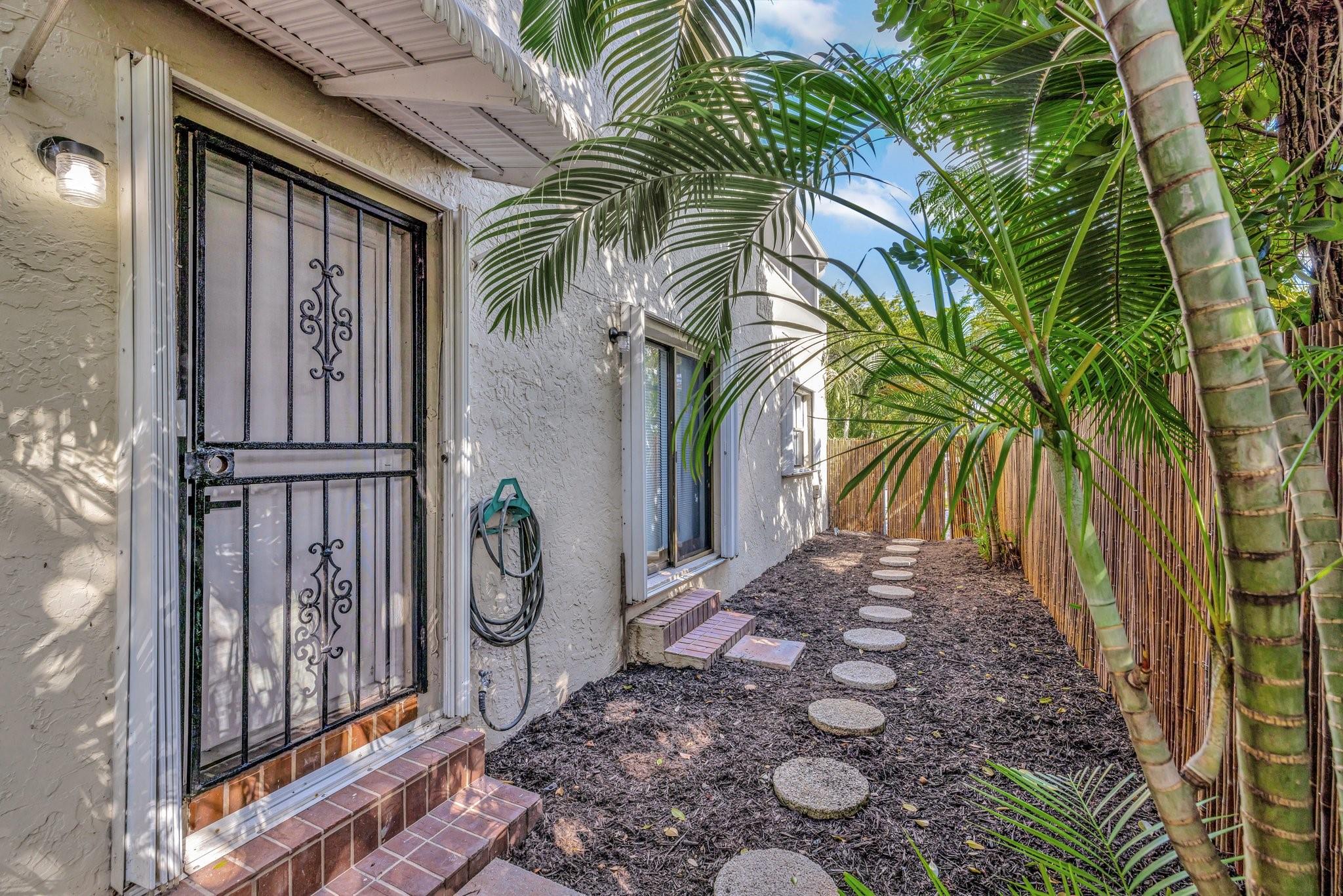 Bryan's Sub - Residential Lease