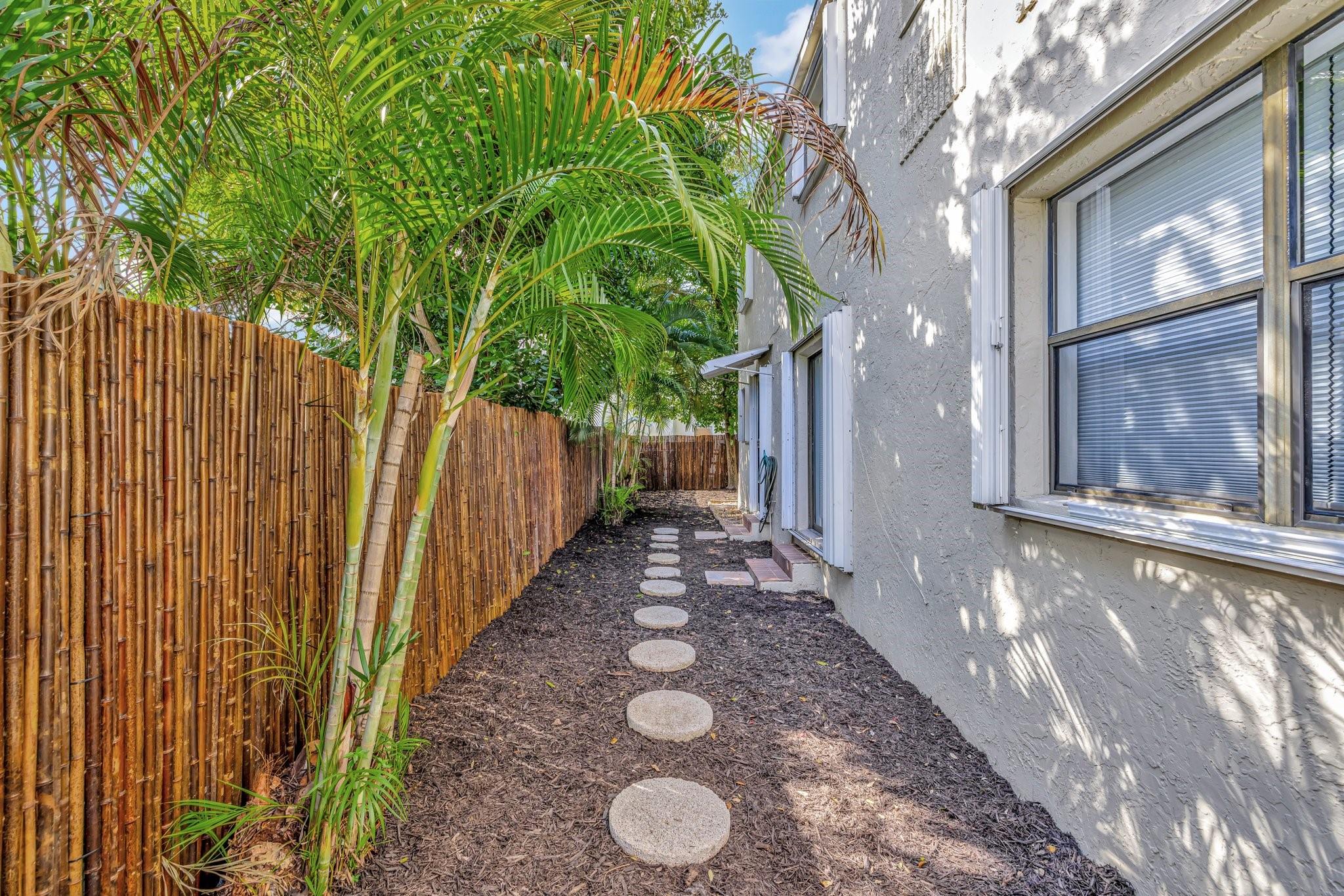 Bryan's Sub - Residential Lease