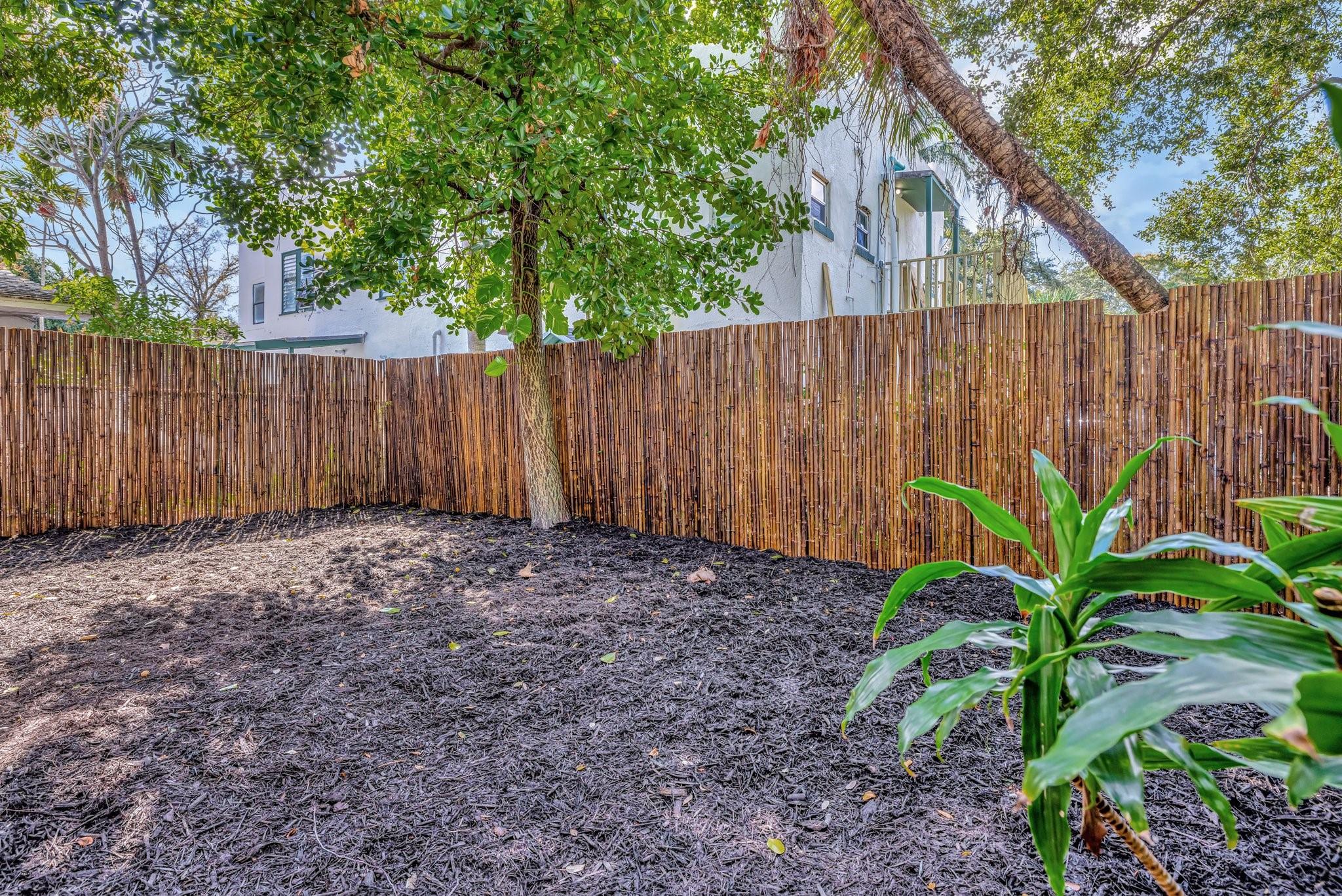 Bryan's Sub - Residential Lease