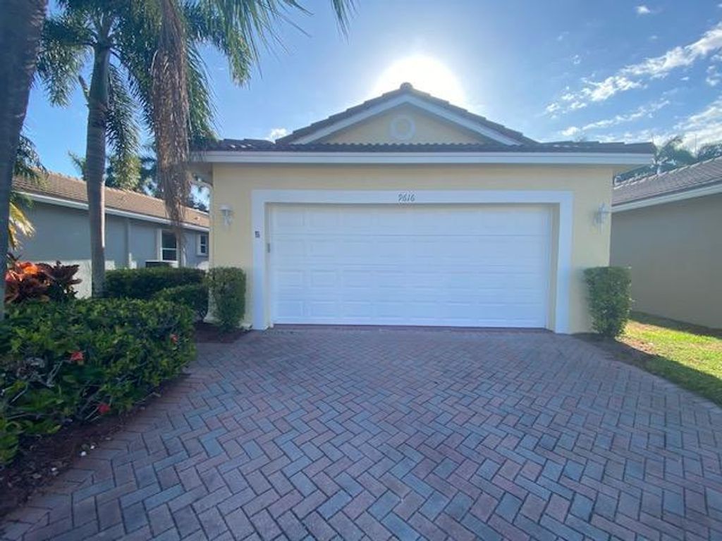 Photo of 9616 Cherry Blossom Court, Boynton Beach, FL 33437 (MLS # R10704853)