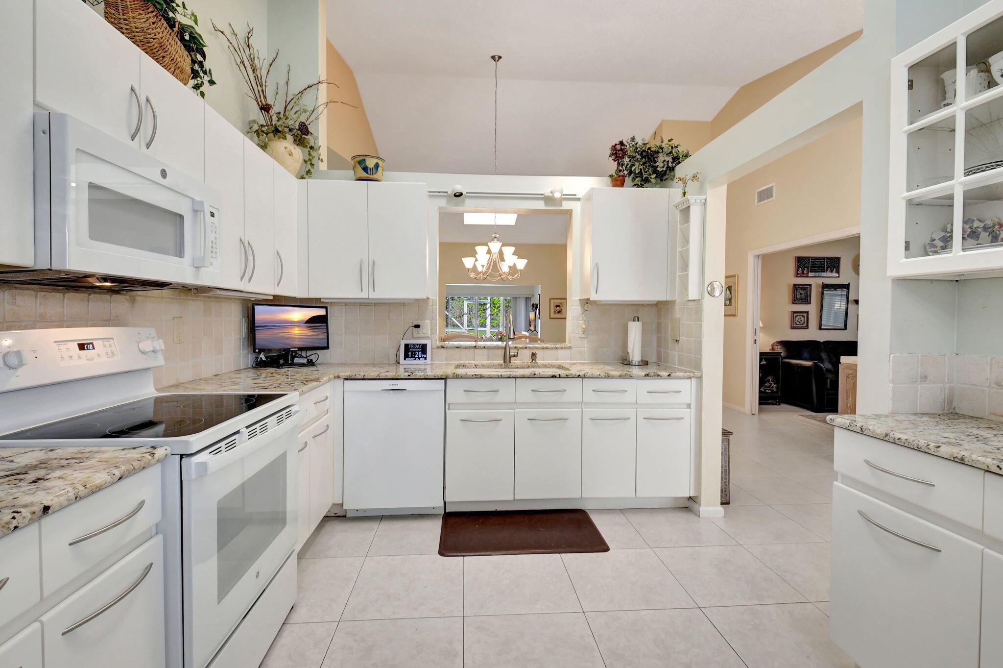 7283 Summer Tree Drive