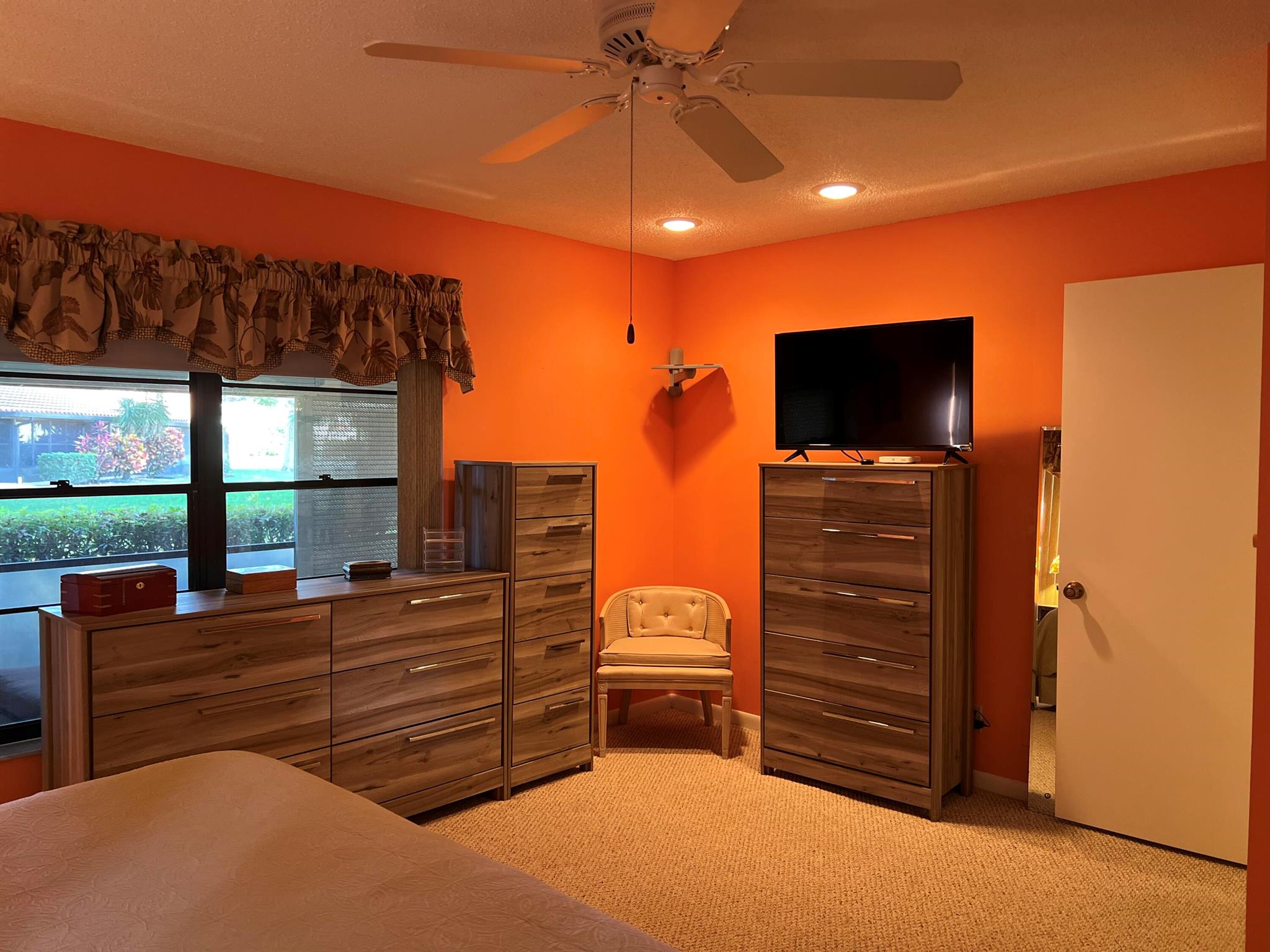 PALM CHASE CONDO - Residential Lease