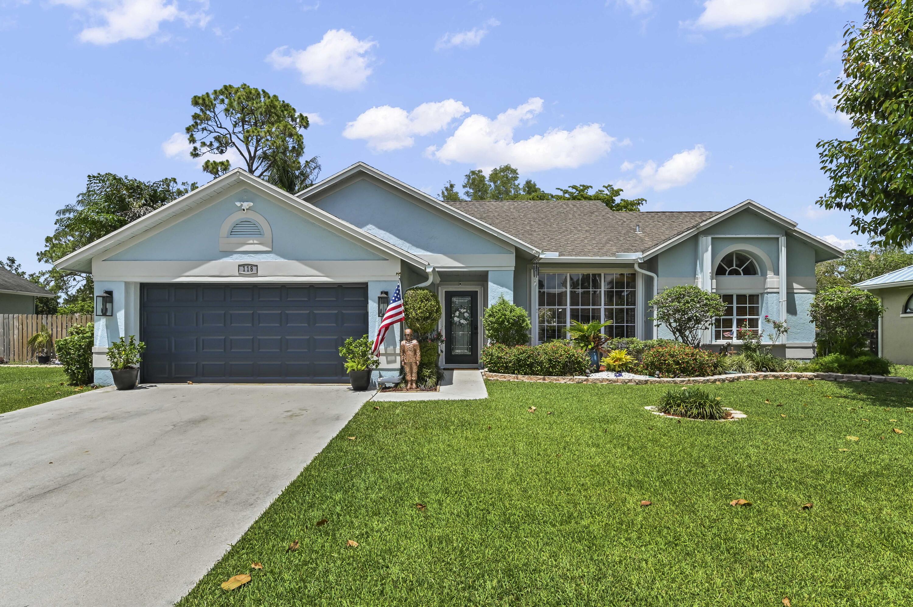 ROYAL PINES ESTATES - Residential