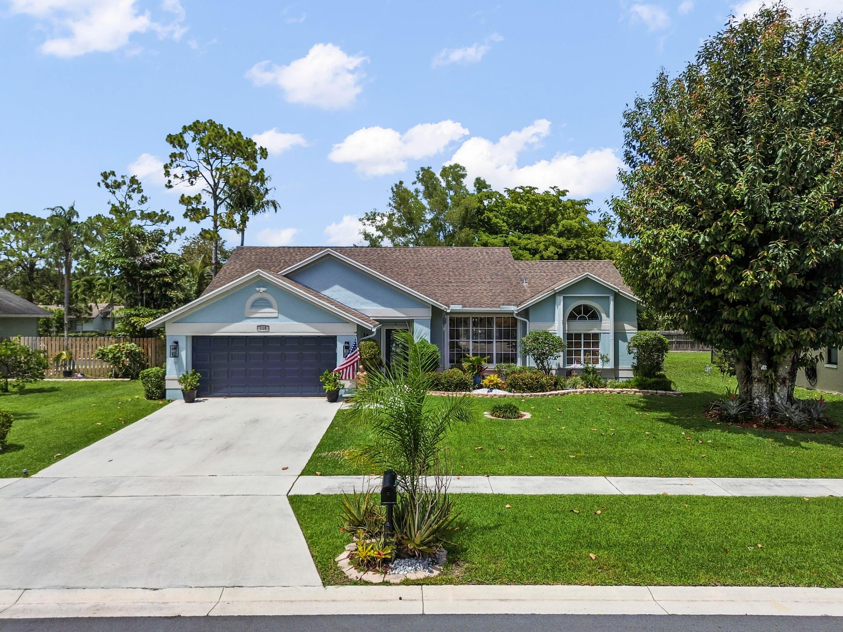 ROYAL PINES ESTATES - Residential