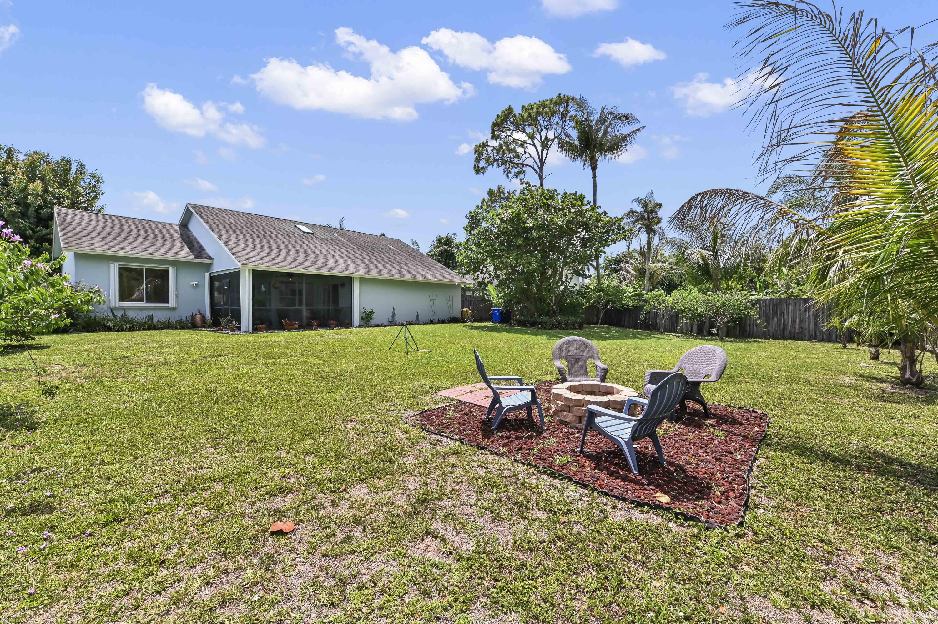 ROYAL PINES ESTATES - Residential