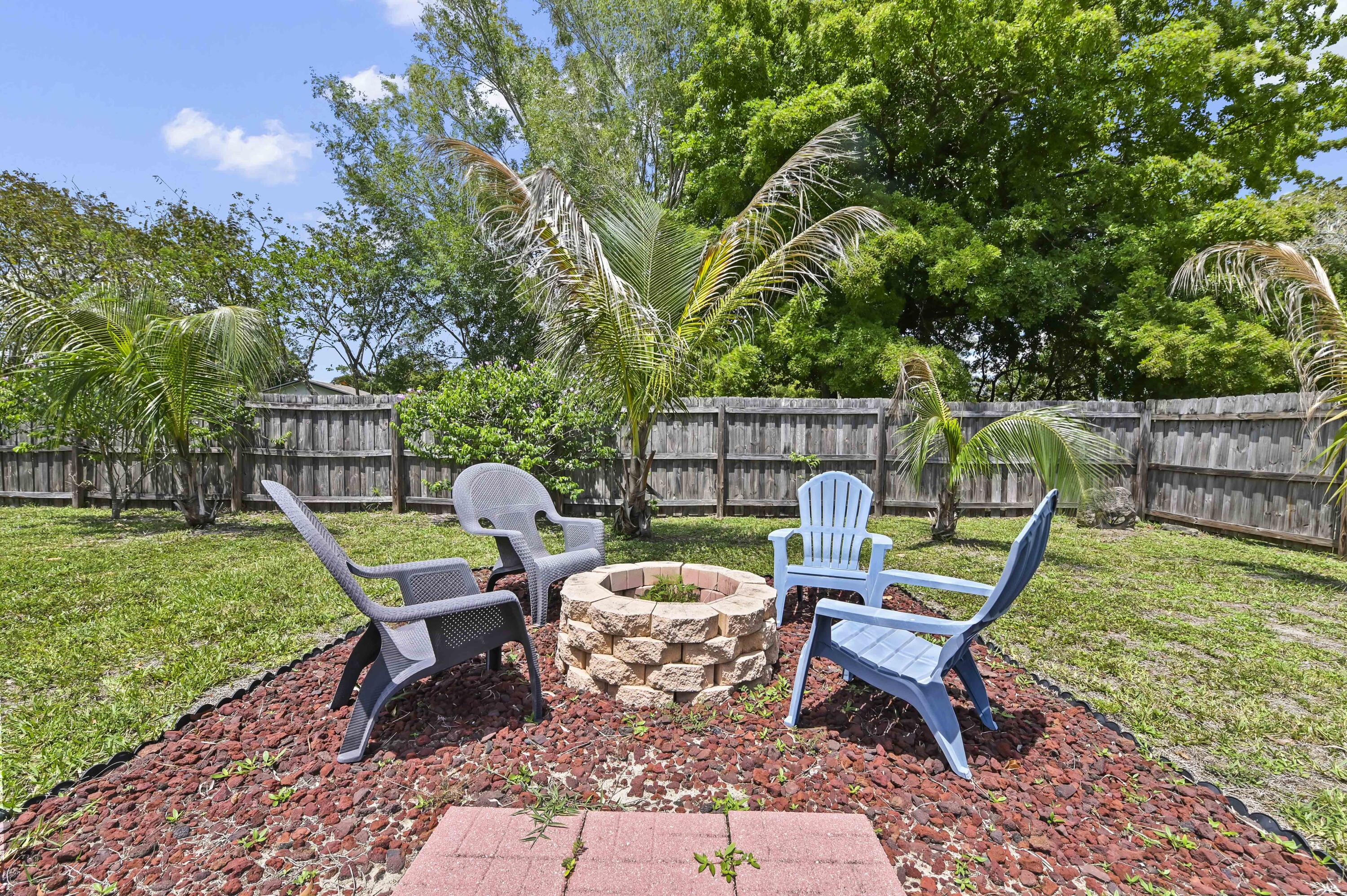 ROYAL PINES ESTATES - Residential