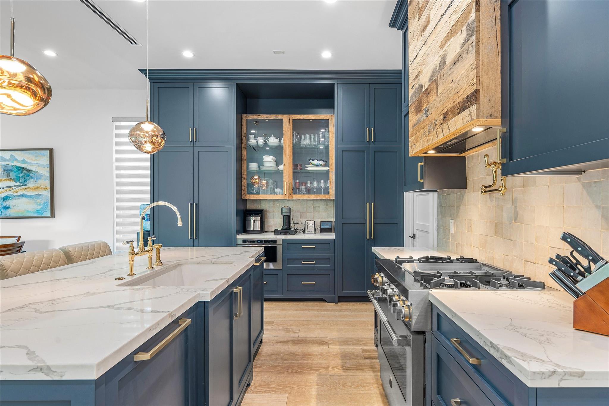 COLEE HAMMOCK - Residential