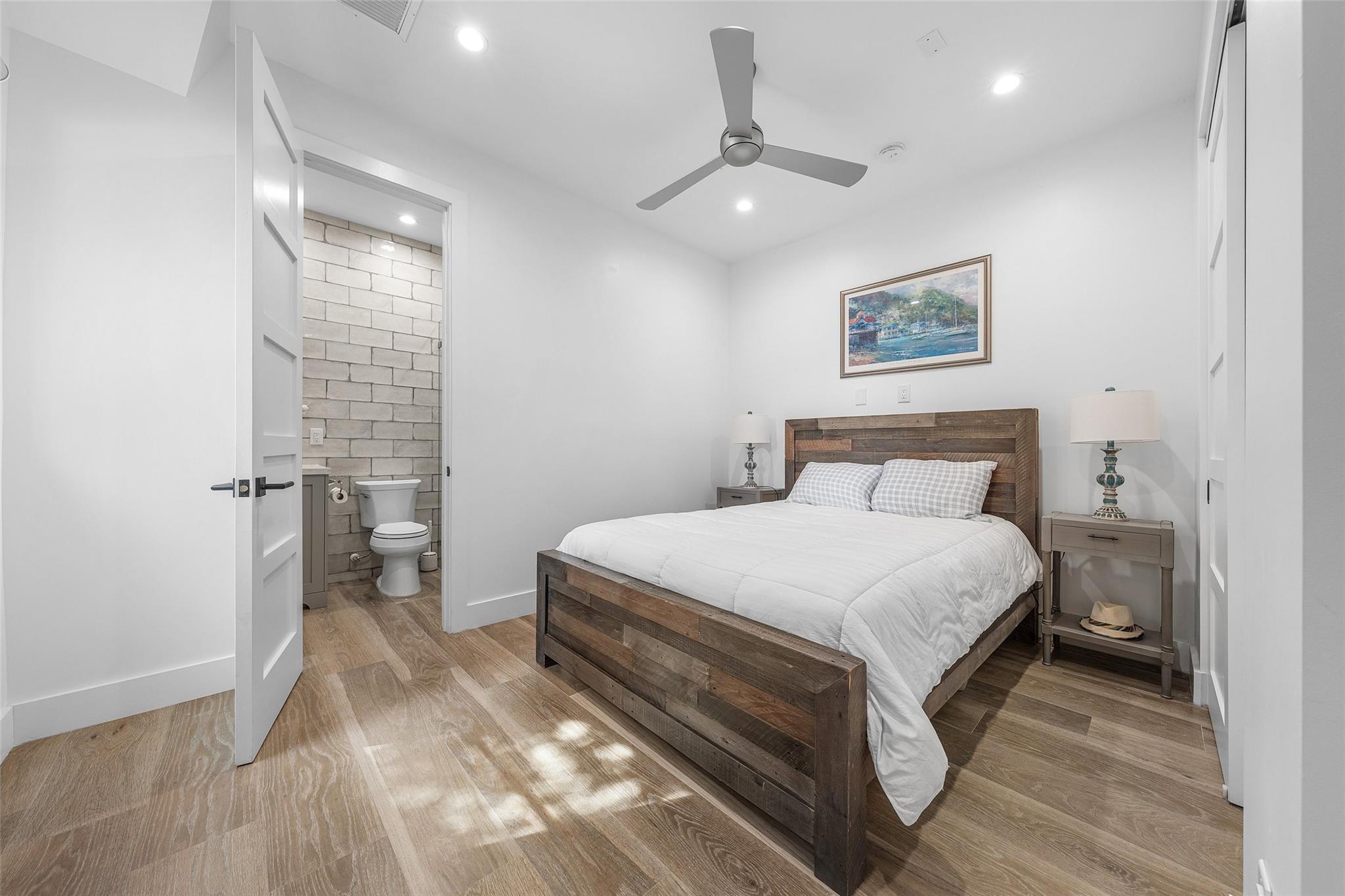 COLEE HAMMOCK - Residential