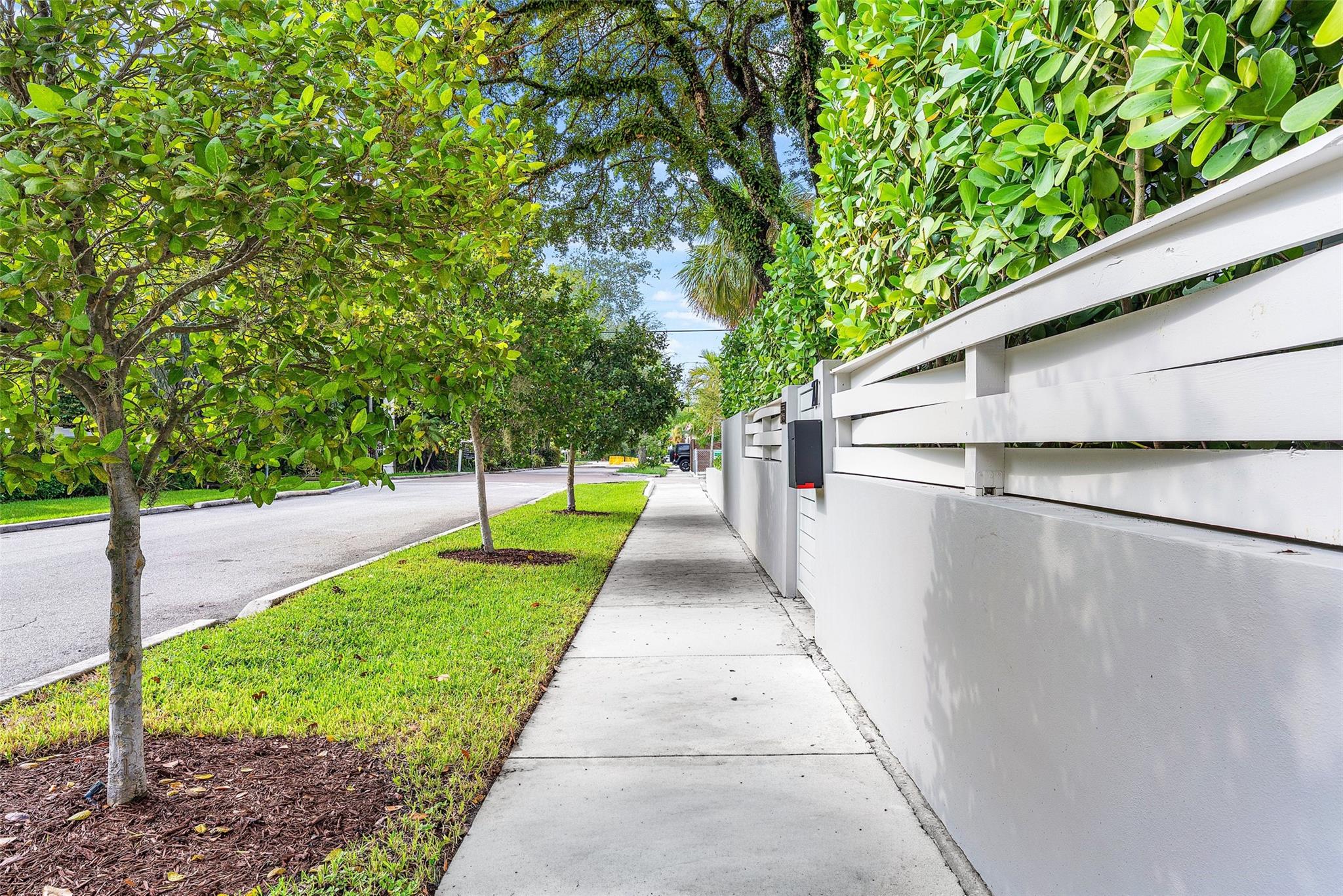 217 SE 16th AVE