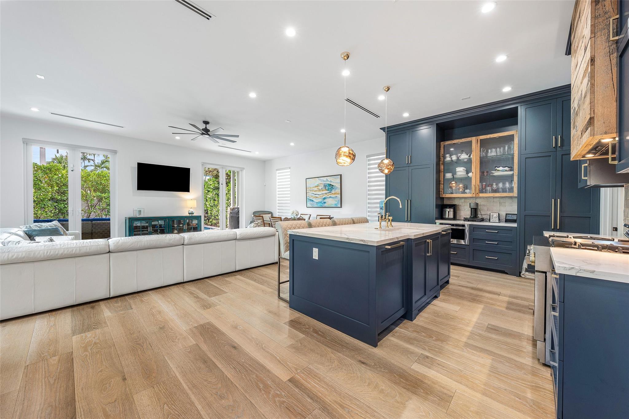 COLEE HAMMOCK - Residential