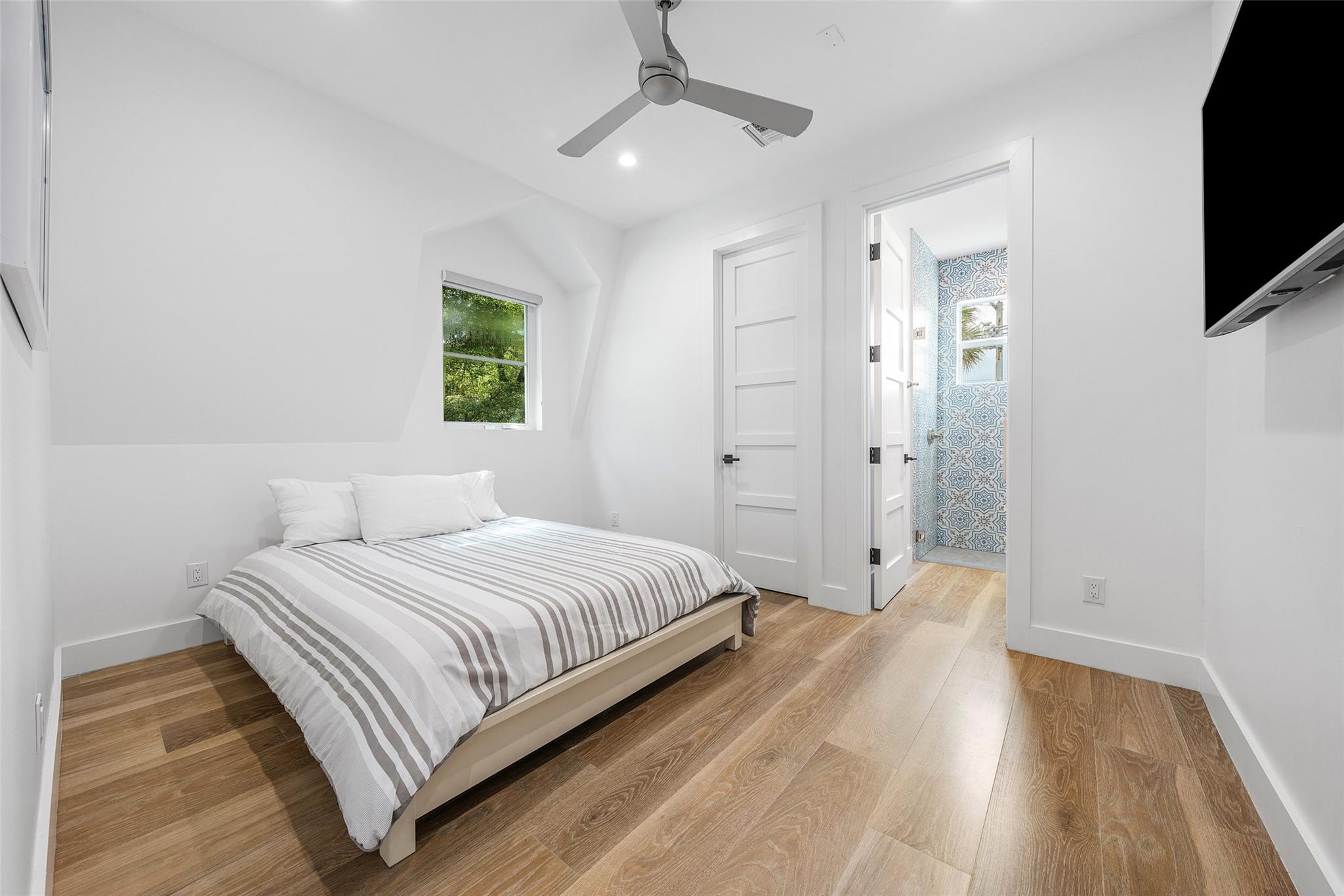 COLEE HAMMOCK - Residential