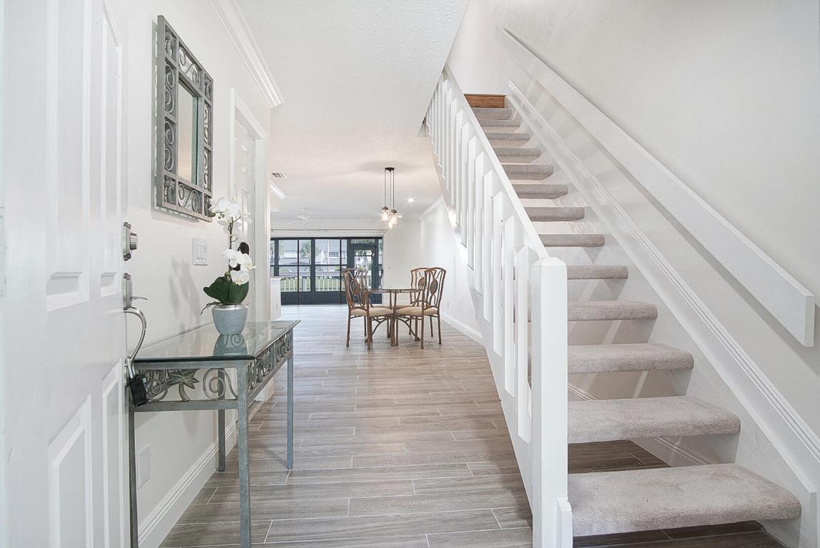 BREAKERS LANDING - Residential