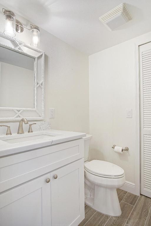 BREAKERS LANDING - Residential