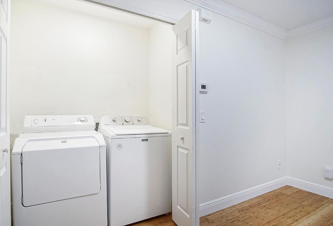 BREAKERS LANDING - Residential