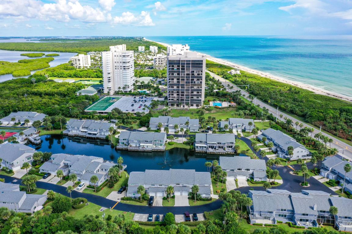 BREAKERS LANDING - Residential