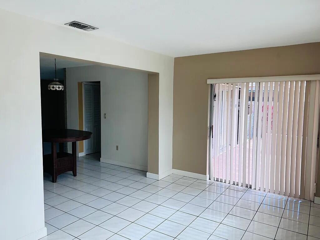 SUNRISE GOLF VILLAGE - Residential Lease