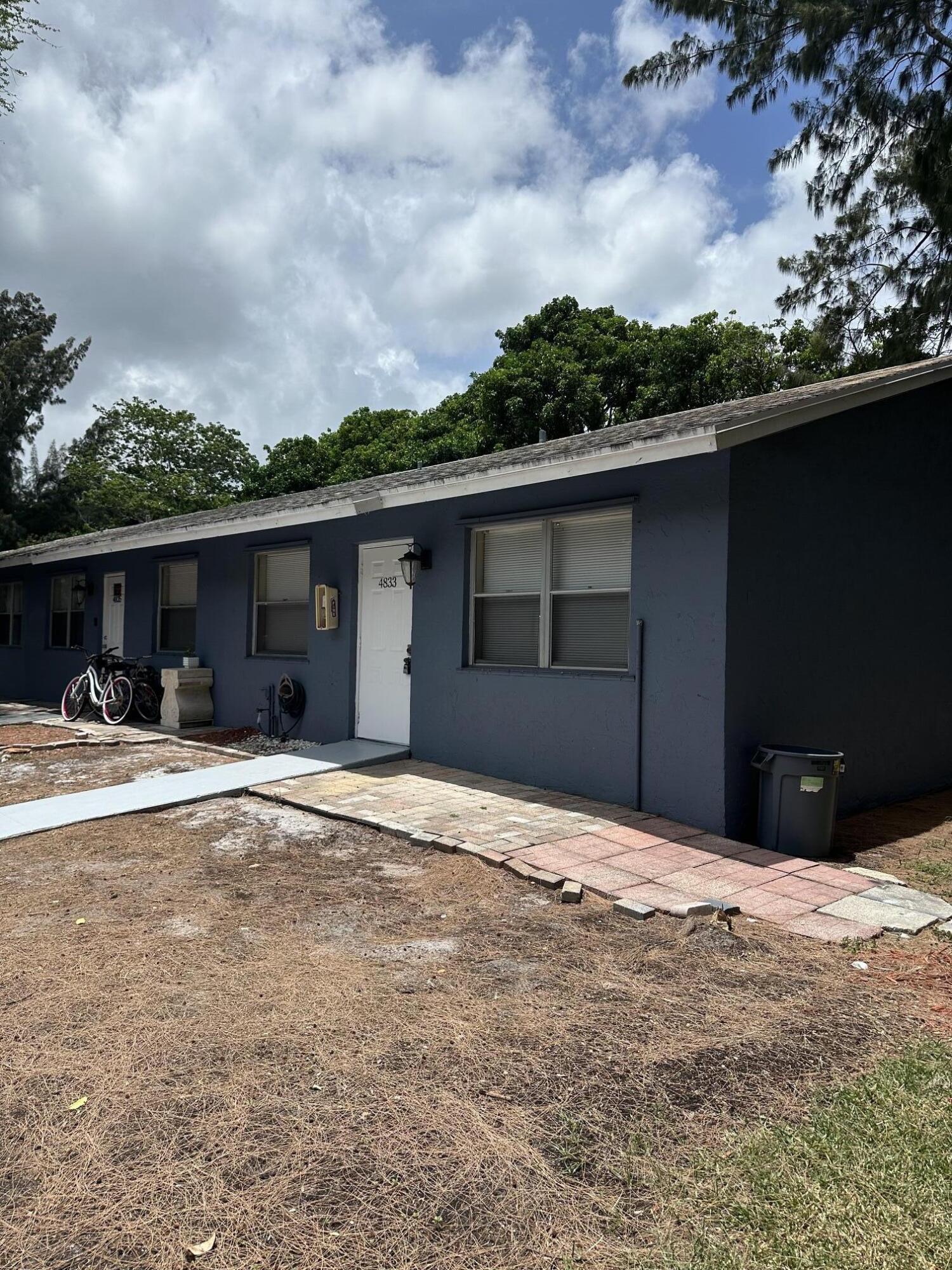 4833 Serafica Drive