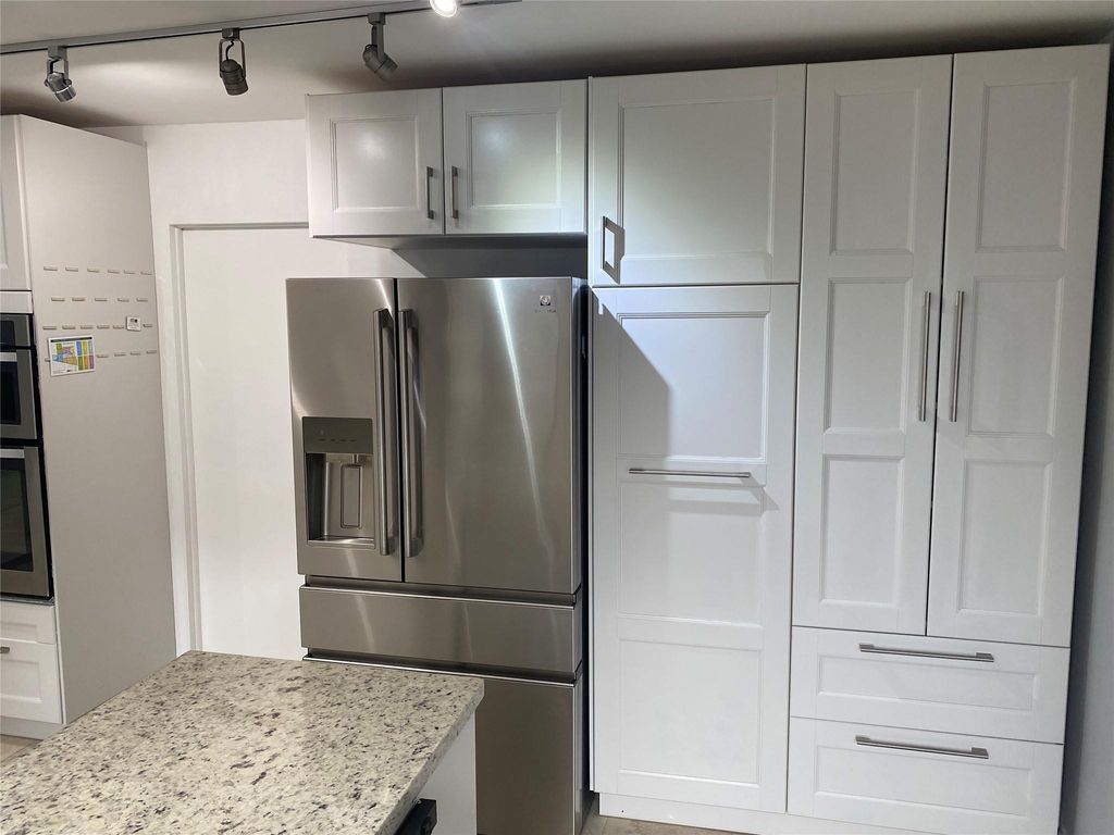Photo of 9760 NW 18th Drive, Plantation, FL 33322 (MLS # B26034907)