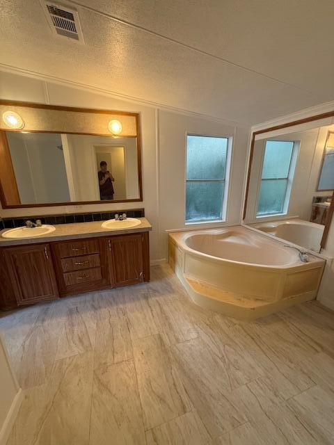 WATERGATE MOBILE HOME EST - Residential Lease