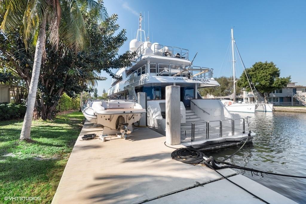 Sunrise Key 45-6 B - Residential