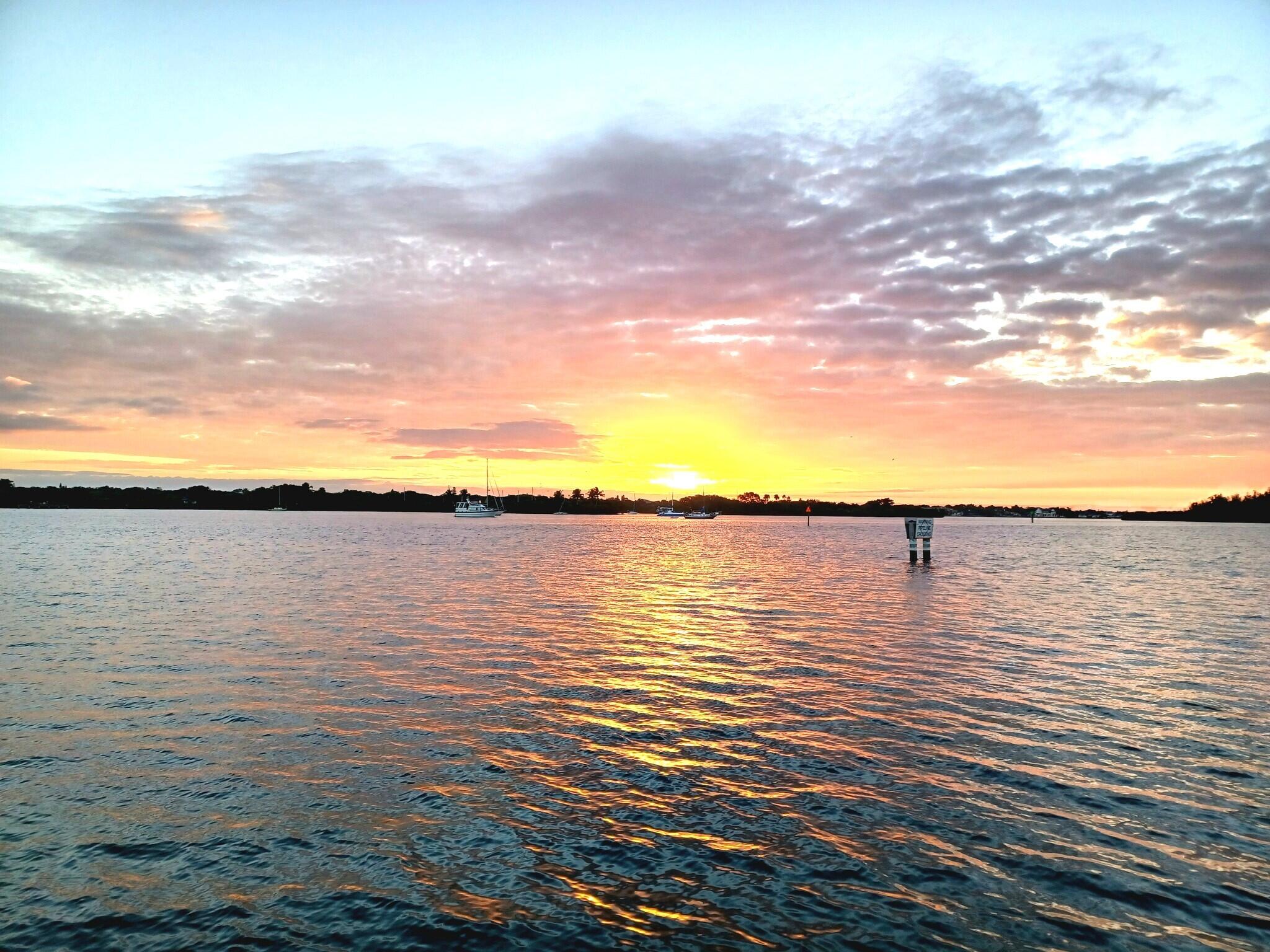 ROSELAND GARDENS - Residential Lease