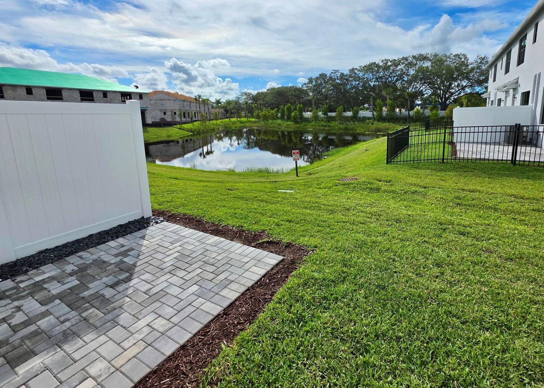 288 SW Sally Way Latitude 61-12