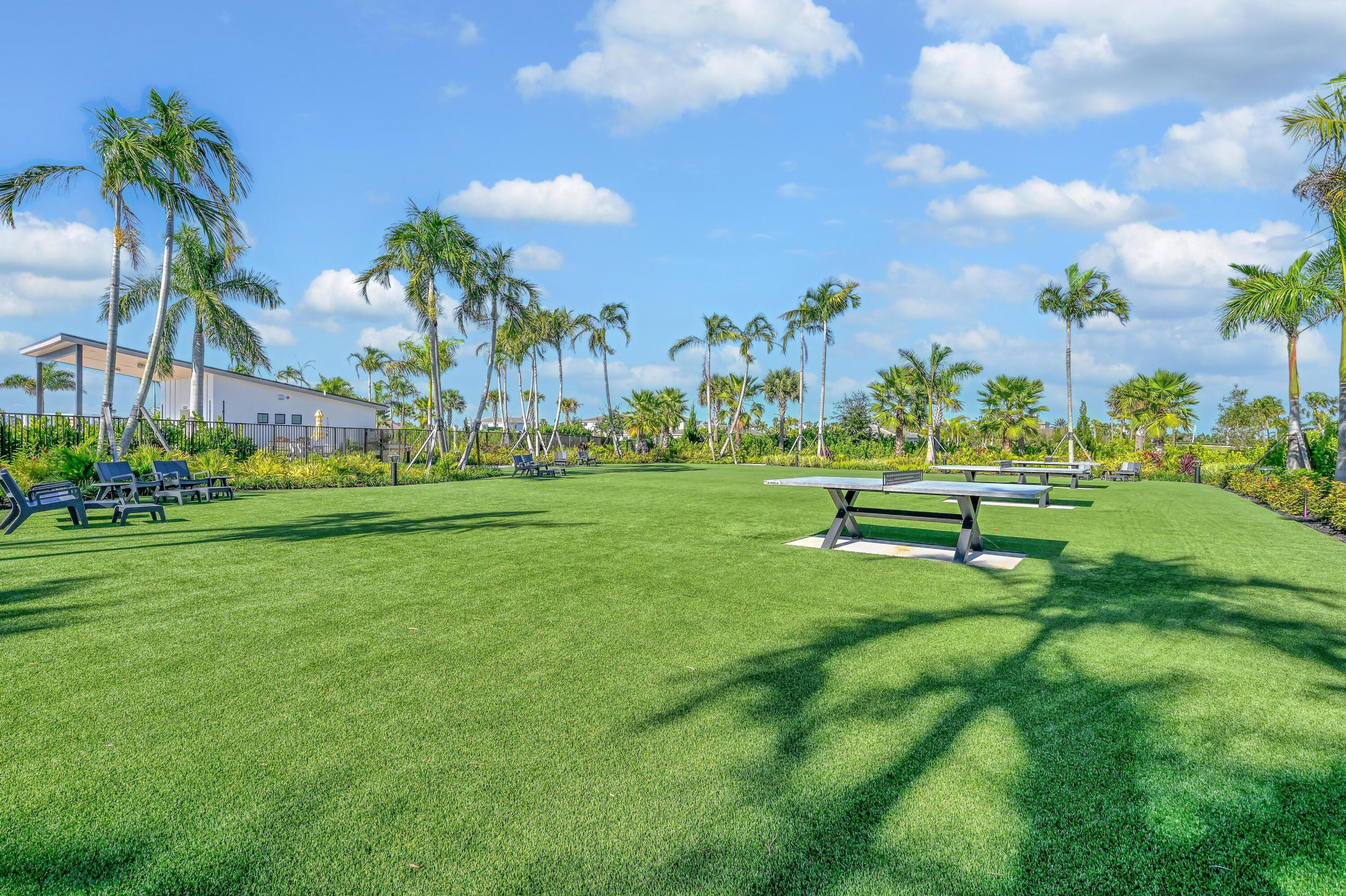 SEVILLE PHASE 1 - Residential Lease