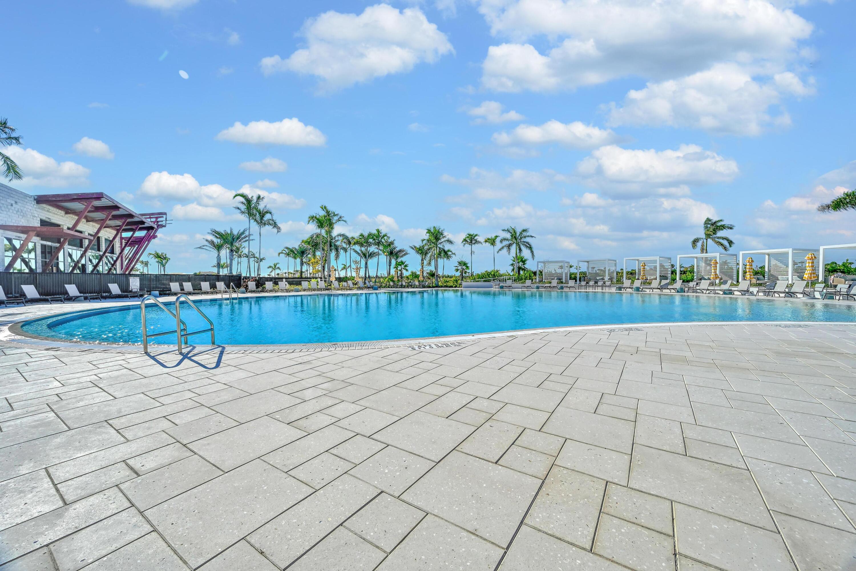 SEVILLE PHASE 1 - Residential Lease