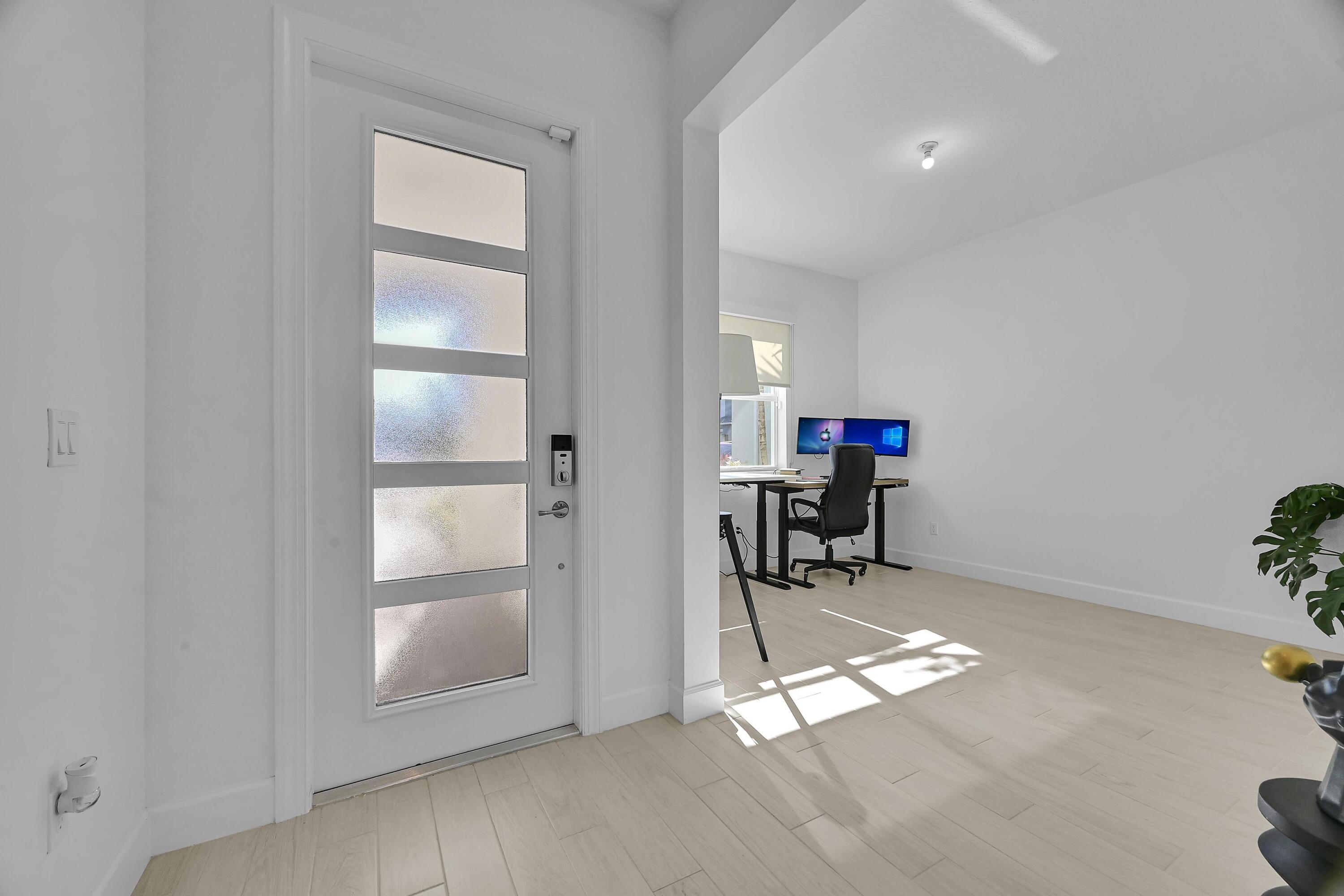 SEVILLE PHASE 1 - Residential Lease