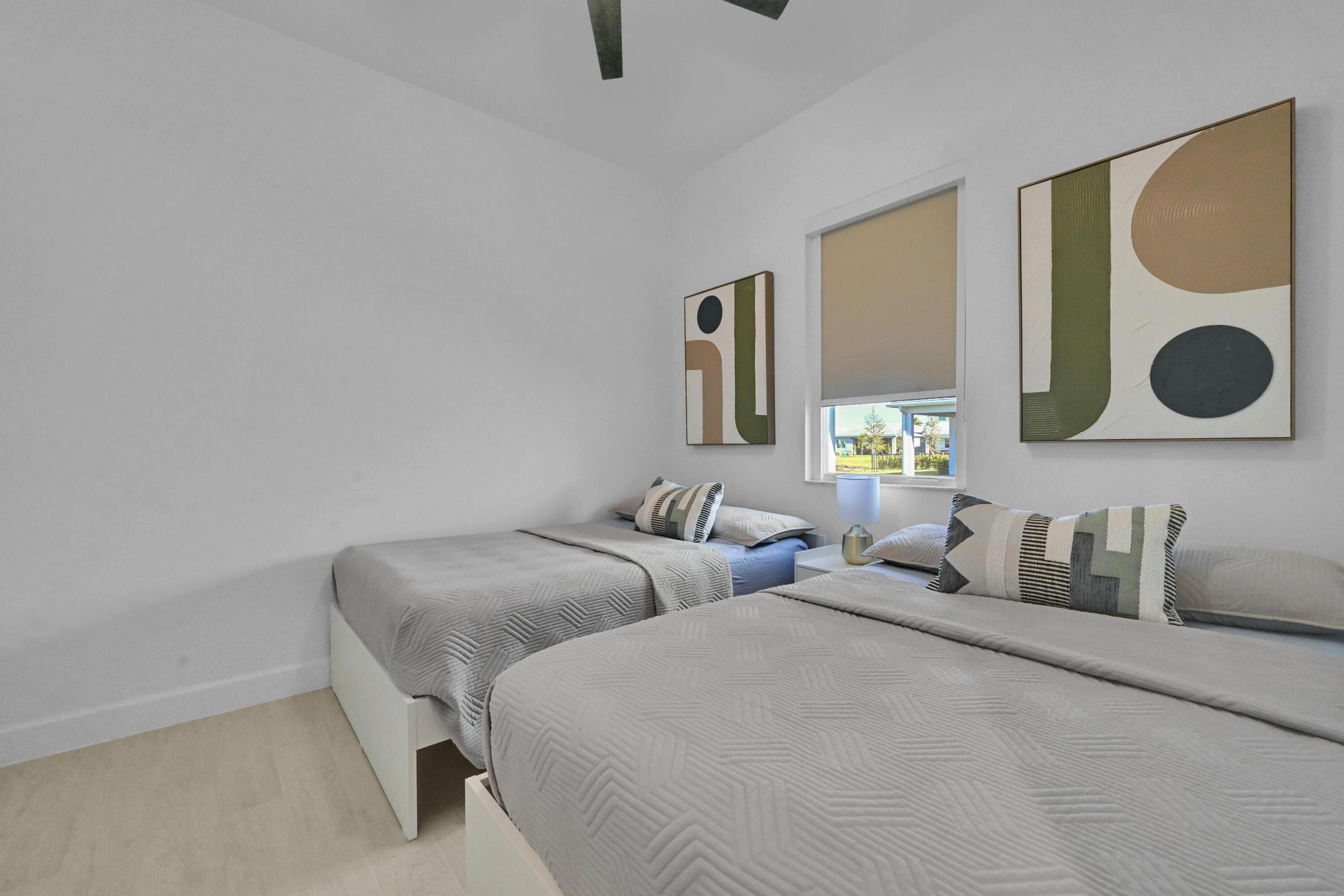 SEVILLE PHASE 1 - Residential Lease