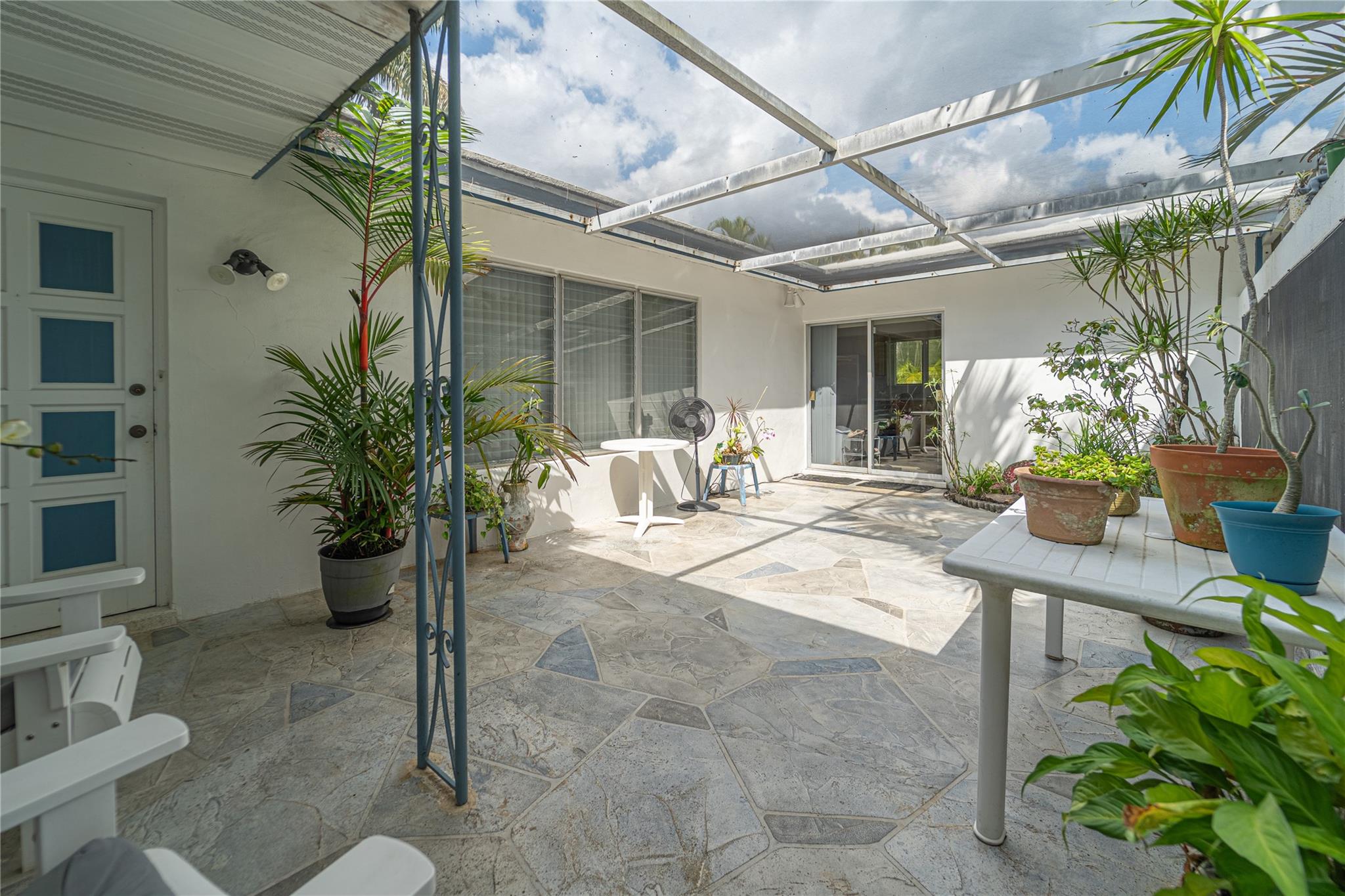 131 SW 58th Ave