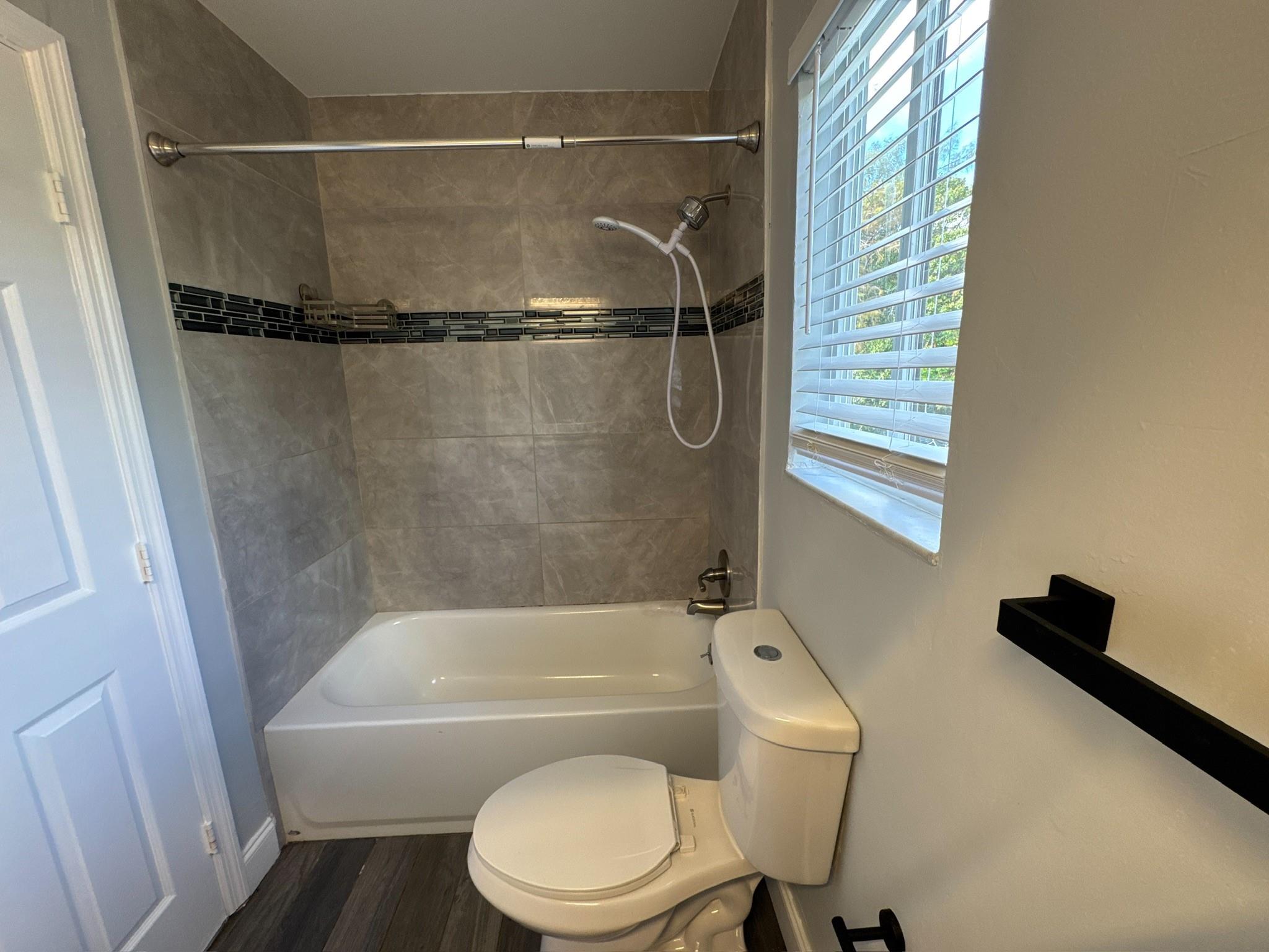 STONEBRIDGE ESTATES 1 ADD - Residential Lease