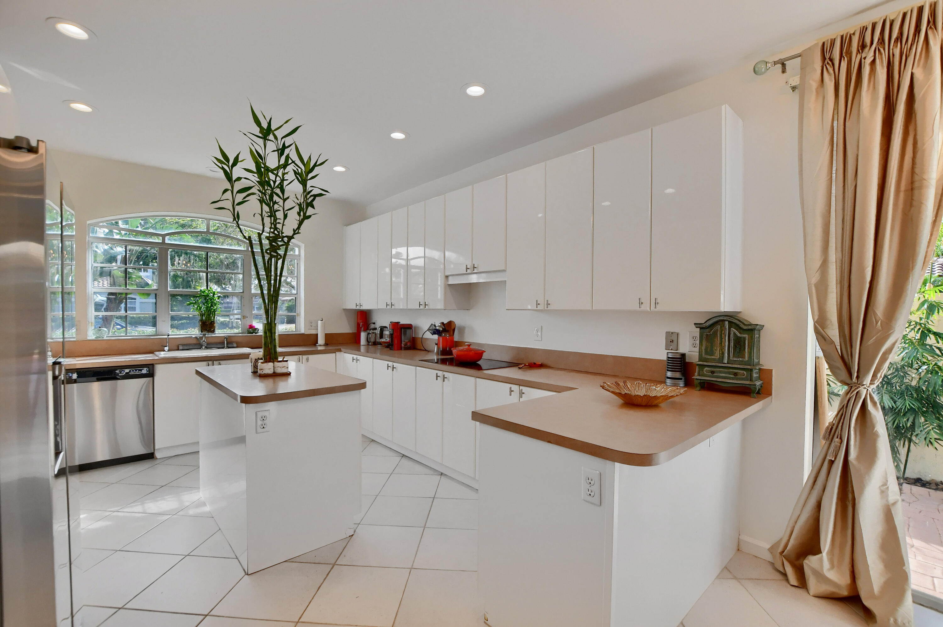 GLADES LANDING 2 - Residential