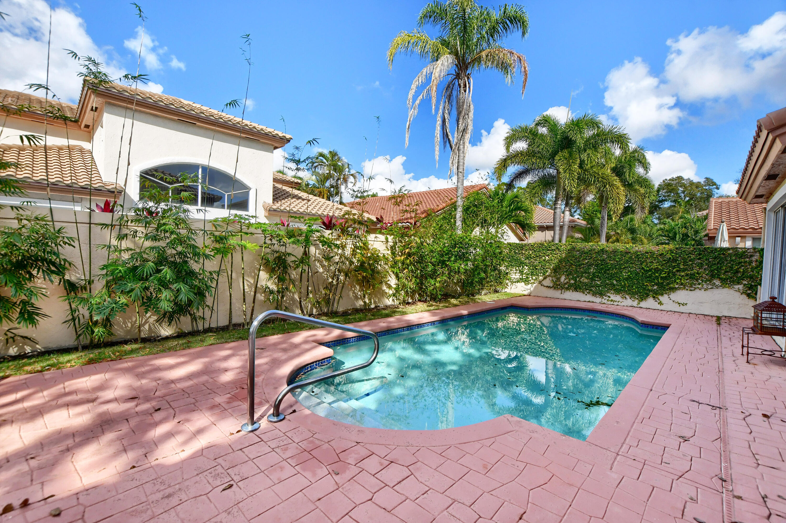 GLADES LANDING 2 - Residential