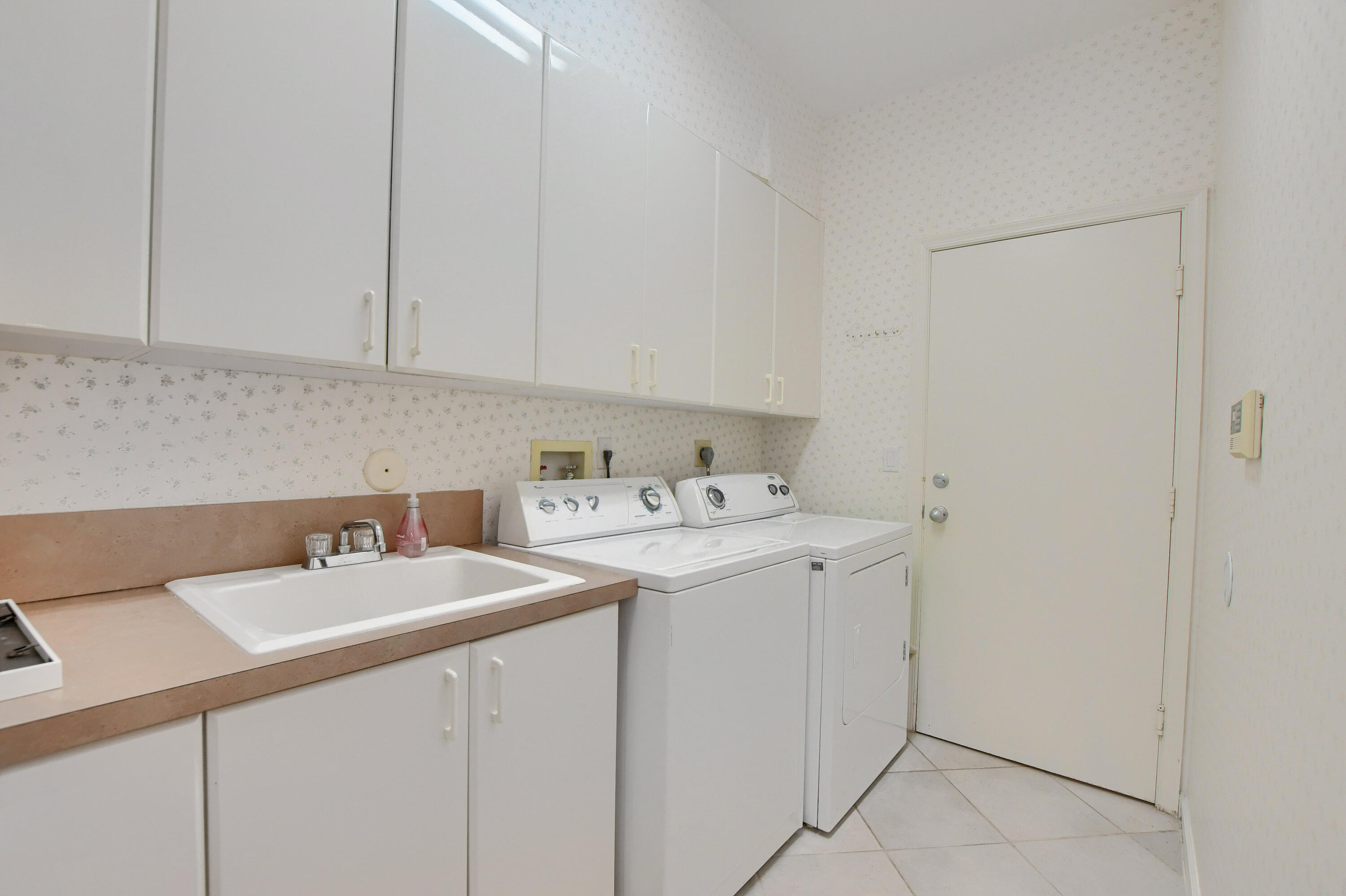 GLADES LANDING 2 - Residential