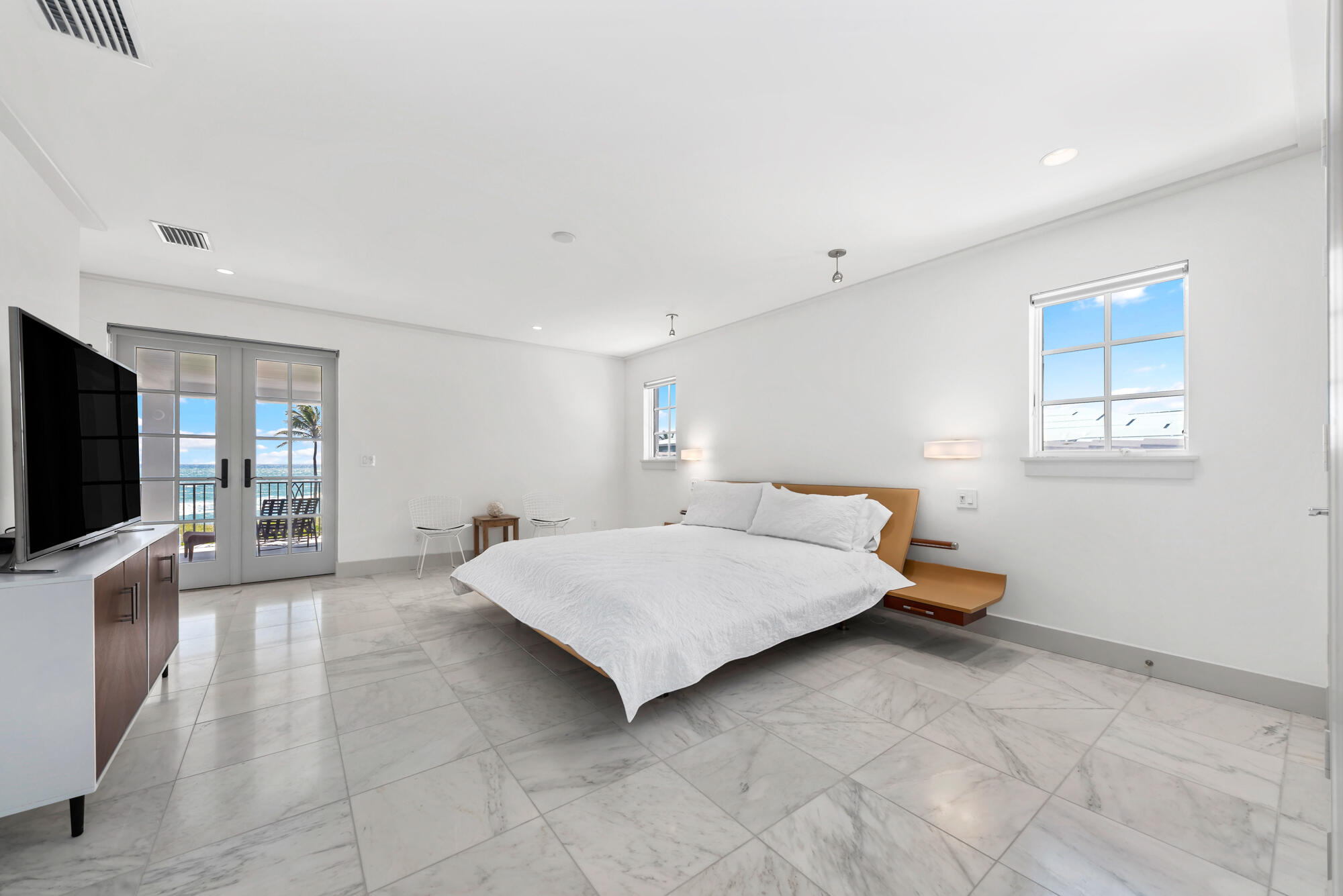 JUPITER INLET BEACH COLONY - Residential