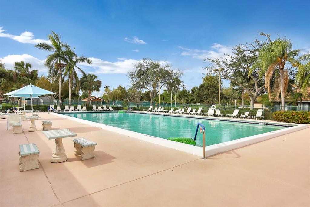 Whisper Walk/Parkshore - Residential