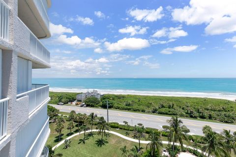 A home in Hutchinson Island