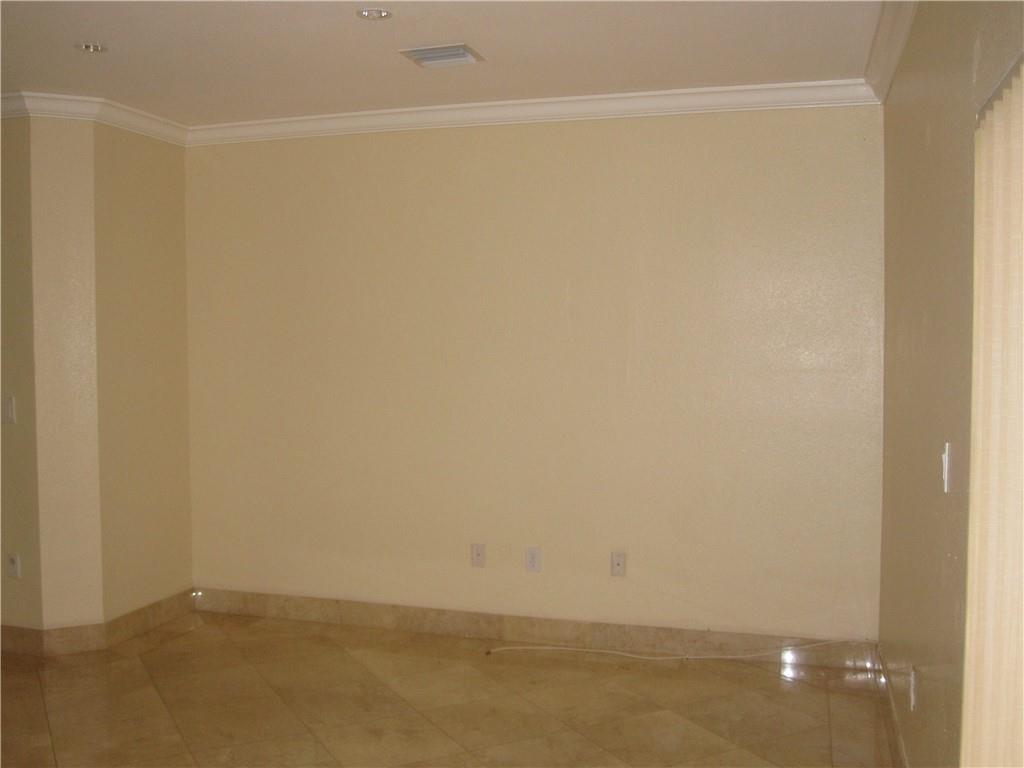 Aztec 167-19 B - Residential Lease