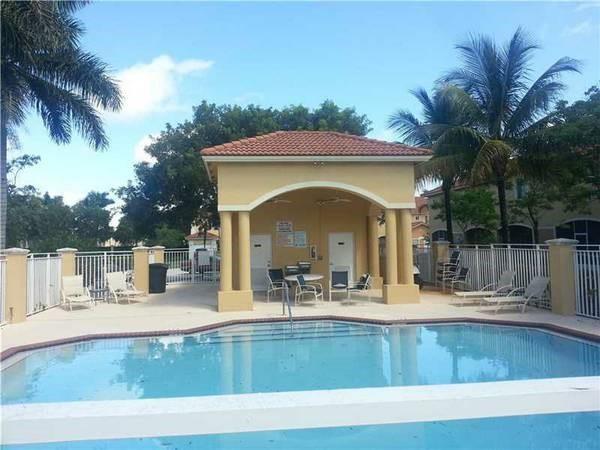 Aztec 167-19 B - Residential Lease