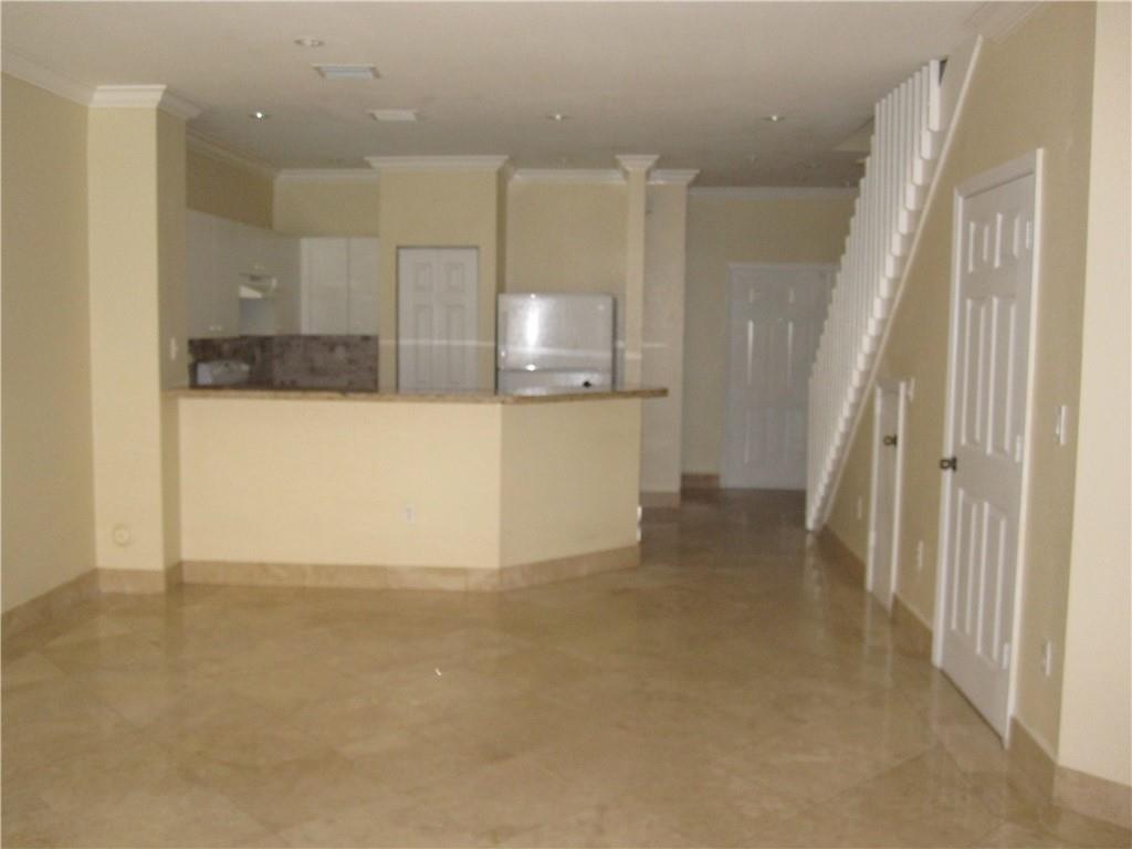 Aztec 167-19 B - Residential Lease