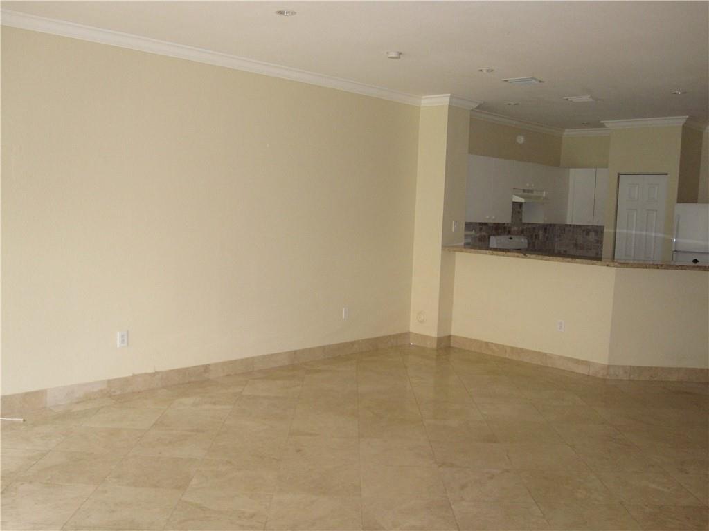 Aztec 167-19 B - Residential Lease